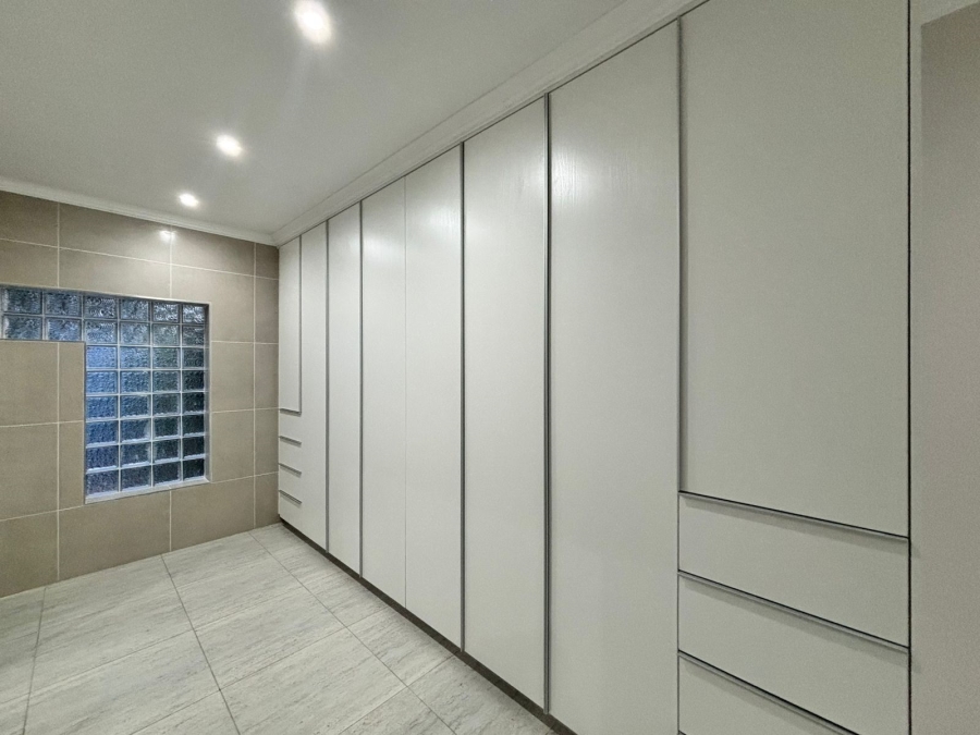 3 Bedroom Property for Sale in Baillie Park North West